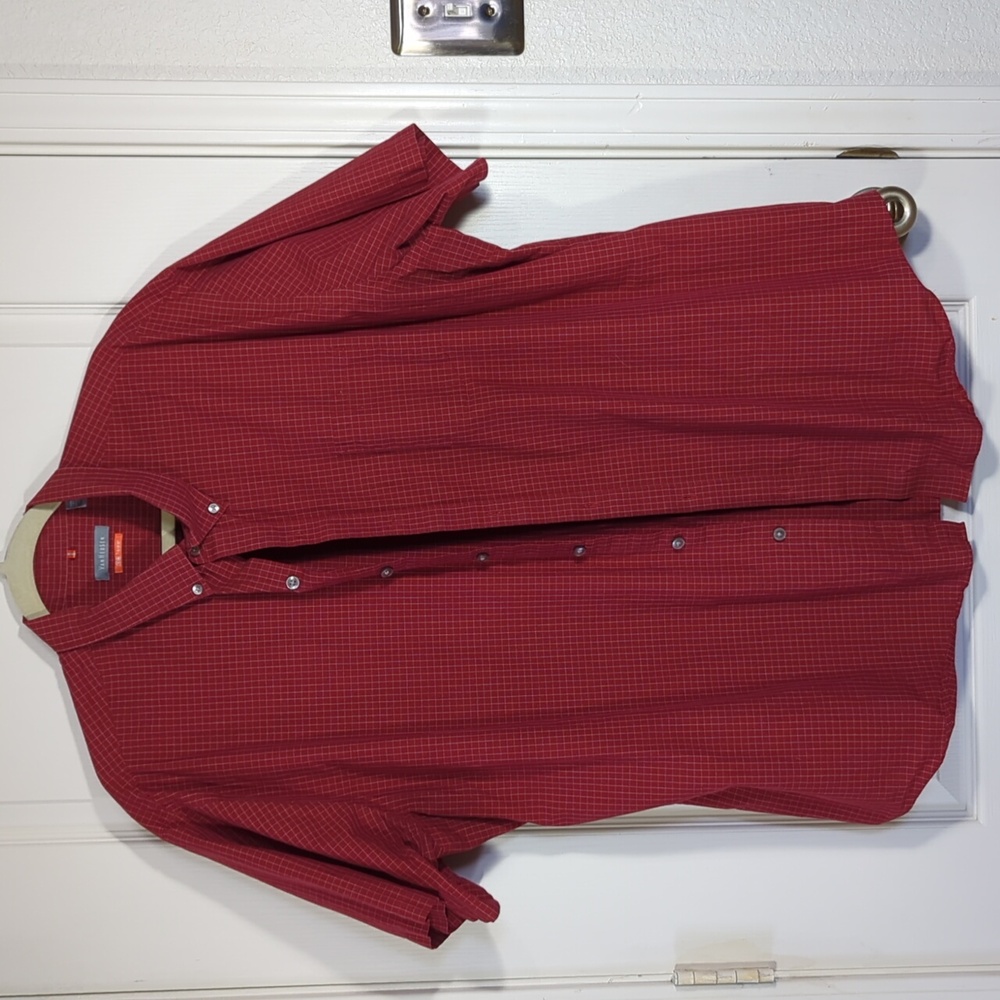 Van Heusen traveler shirt XXL EUC
